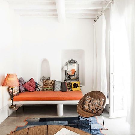 Eclectic & Artistic House In Mykonos Town Villa Exterior photo